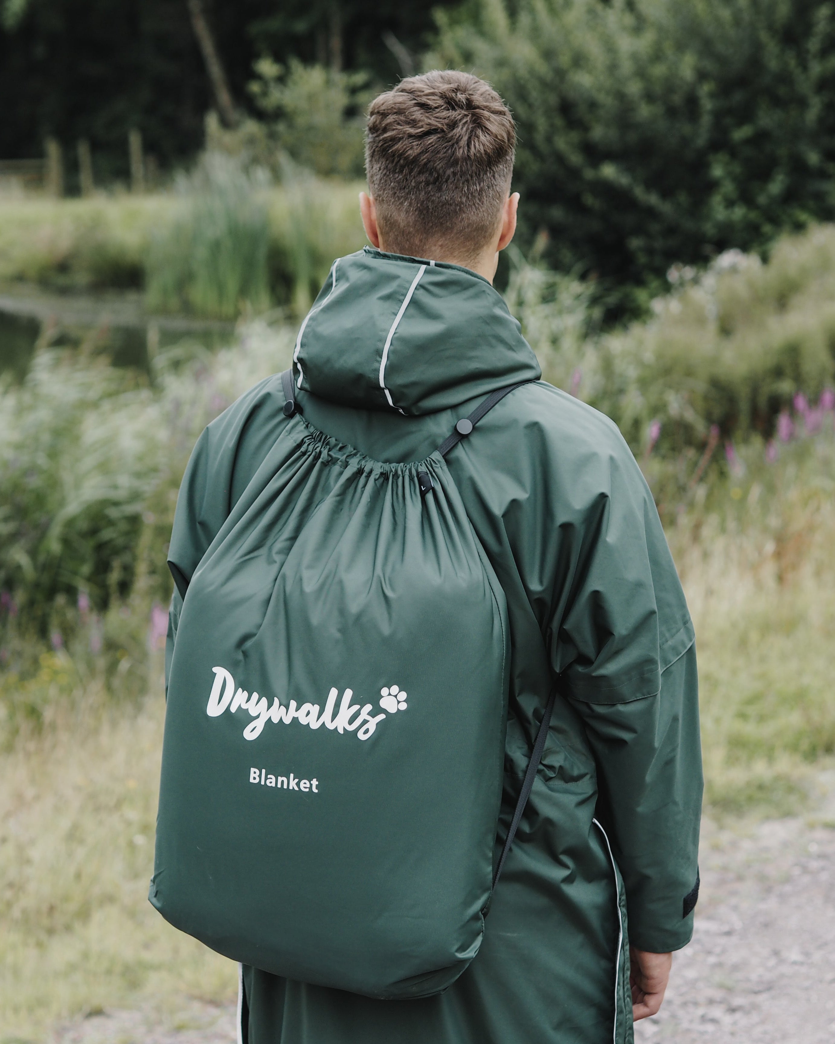 Canine Cosy Waterproof Dog Blanket | Forest Green